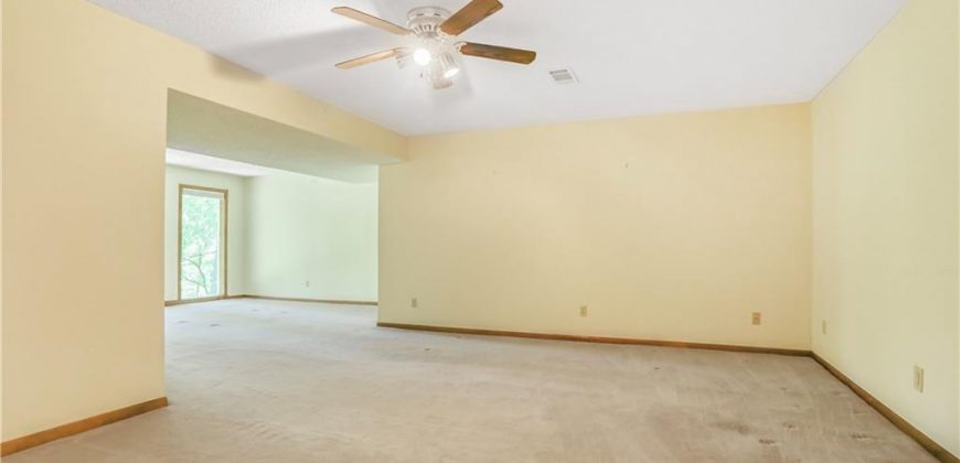 Homes for Sale in Parkville, MO 64152 | 6503 NW Sioux Court