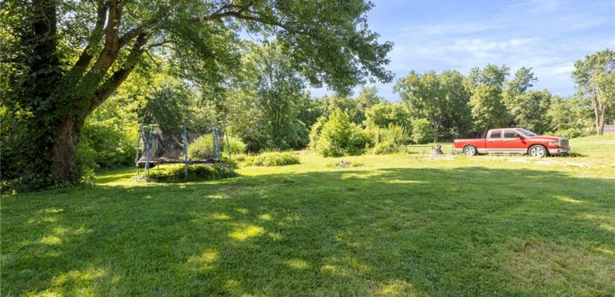 Homes for Sale in Kansas City, MO 64119 | 5525 NE Meadowbrook Road