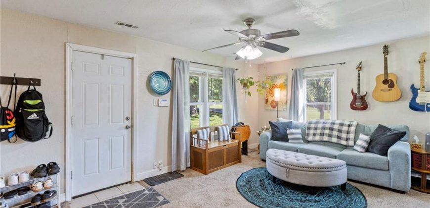 Homes for Sale in Kansas City, MO 64119 | 5525 NE Meadowbrook Road
