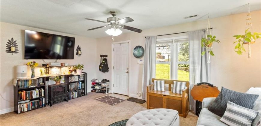 Homes for Sale in Kansas City, MO 64119 | 5525 NE Meadowbrook Road