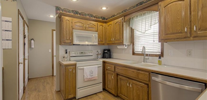 Homes for Sale in Kearney, MO 64060 | 1710  Kathleen Way