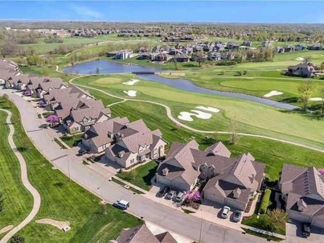 Homes for Sale in Kansas City, MO 64155 | 2303 NE 107th Terrace