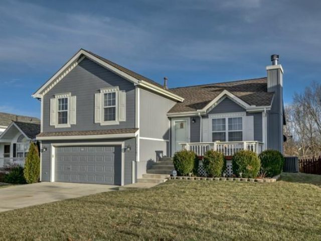 Homes for Sale in Kansas City, MO 64157 | 11303 N Ditman Avenue