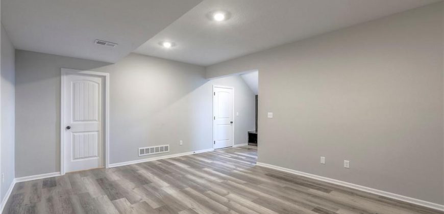 Homes for Sale in Kansas City, MO 64157 | 11830 N MANNING Avenue