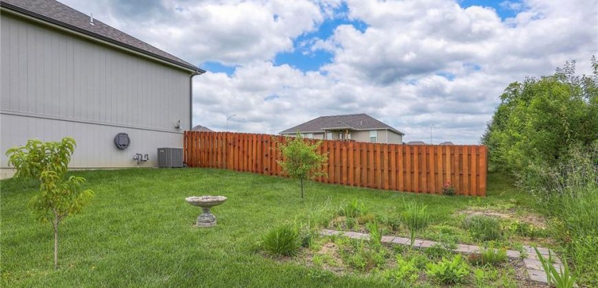 Homes for Sale in Kansas City, MO 64157 | 11830 N MANNING Avenue