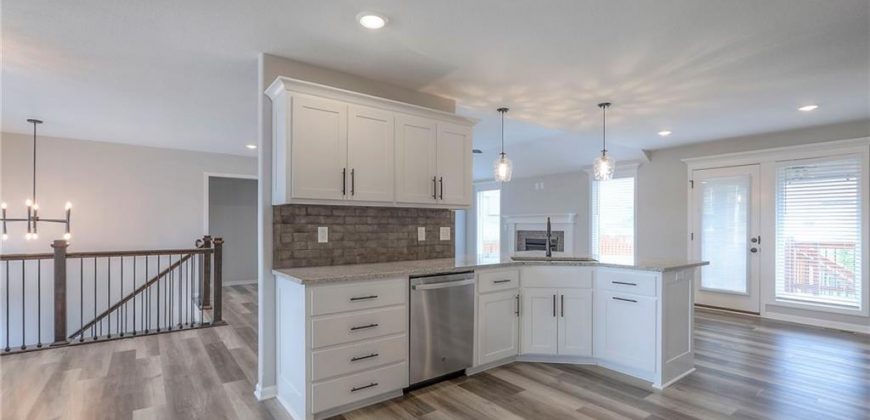 Homes for Sale in Kansas City, MO 64157 | 11830 N MANNING Avenue