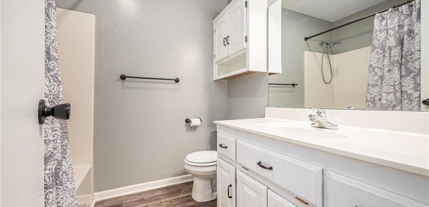 Homes for Sale in Smithville, MO 64089 | 212  Hampton Drive