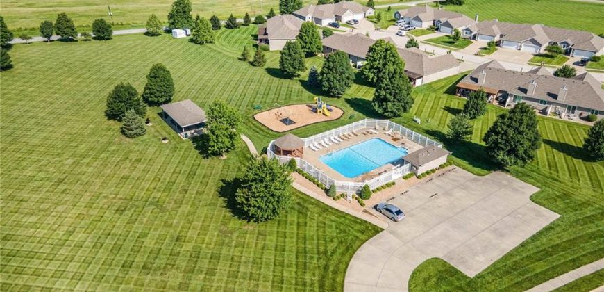 Homes for Sale in Smithville, MO 64089 | 212  Hampton Drive
