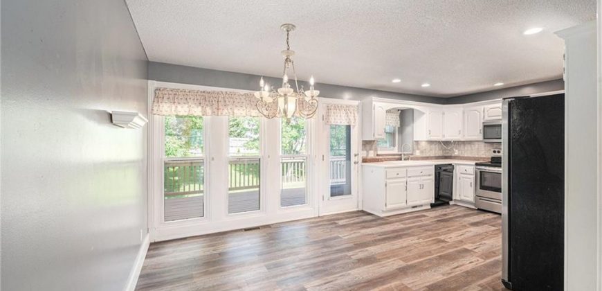 Homes for Sale in Smithville, MO 64089 | 212  Hampton Drive