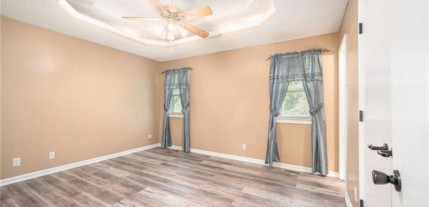 Homes for Sale in Smithville, MO 64089 | 212  Hampton Drive