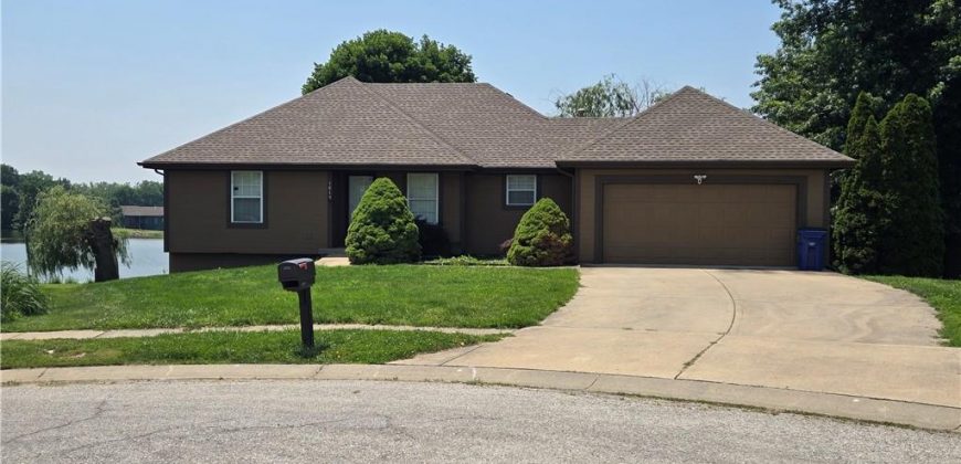 Homes for Sale in Liberty, MO 64068 | 1815  holt Court