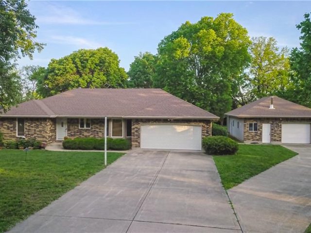 Homes for Sale in Smithville, MO 64089 | 607  SUNSET Drive