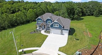 Homes for Sale in Kansas City, MO 64156 | 4500 NE 101st Street