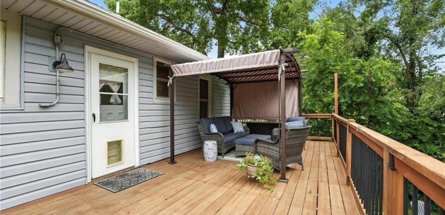 Homes for Sale in Liberty, MO 64068 | 129 N Fairview Avenue
