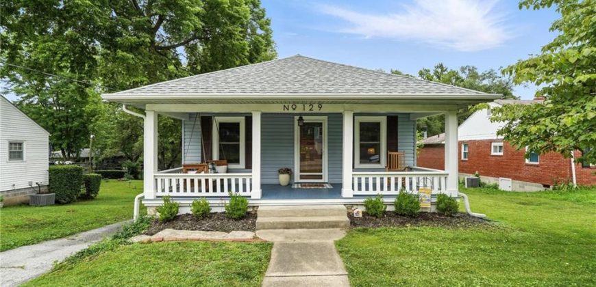Homes for Sale in Liberty, MO 64068 | 129 N Fairview Avenue