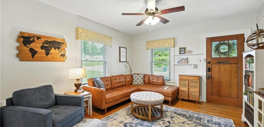 Homes for Sale in Liberty, MO 64068 | 129 N Fairview Avenue