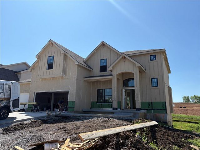 Homes for Sale in Kearney, MO 64060 | 13535 NE 114th Place