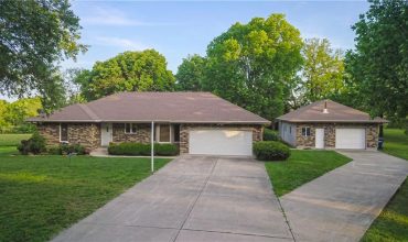 Homes for Sale in Smithville, MO 64089 | 607  SUNSET Drive