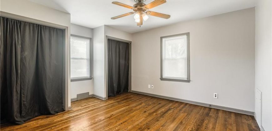 Homes for Sale in Kansas City, MO 64118 | 1519 NE Englewood Road