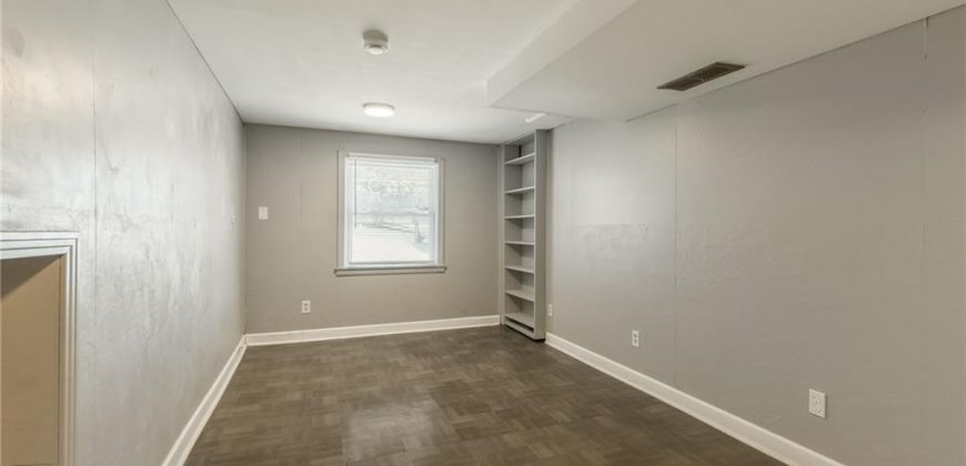 Homes for Sale in Kansas City, MO 64118 | 1519 NE Englewood Road