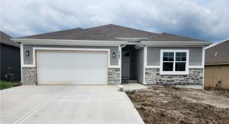 Homes for Sale in Kansas City, MO 64155 | 1742 NW 107th Terrace