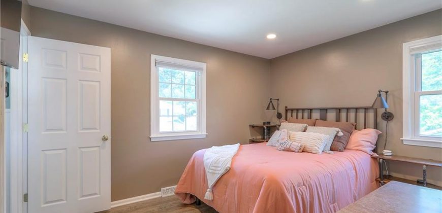 Homes for Sale in Kansas City, MO 64151 | 6735 NW Hilldale Drive