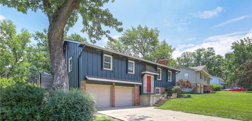 Homes for Sale in Kansas City, MO 64151 | 6735 NW Hilldale Drive