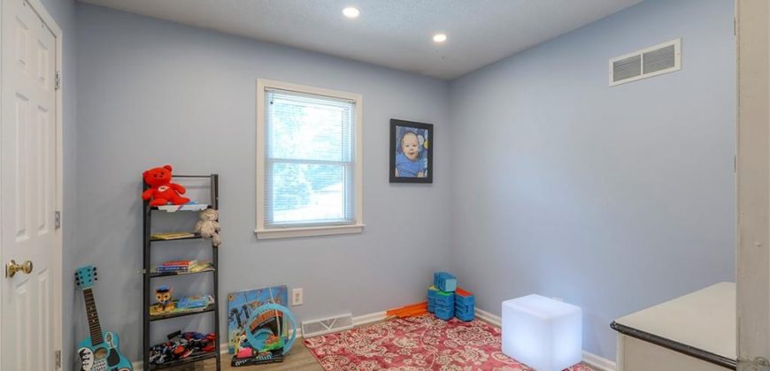 Homes for Sale in Kansas City, MO 64151 | 6735 NW Hilldale Drive