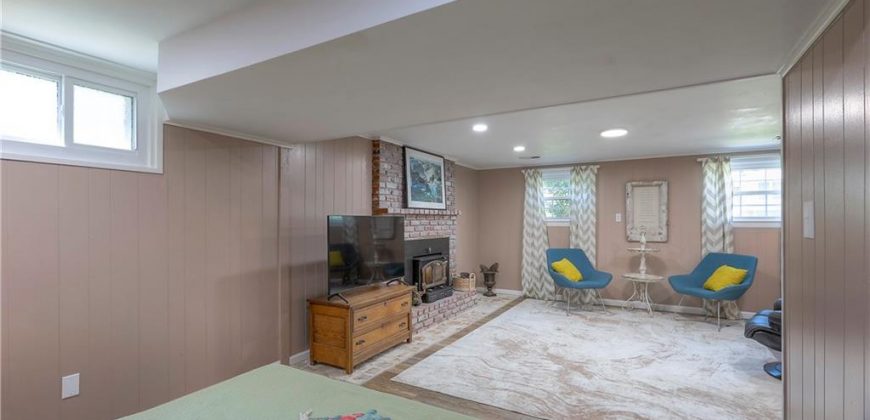 Homes for Sale in Kansas City, MO 64151 | 6735 NW Hilldale Drive