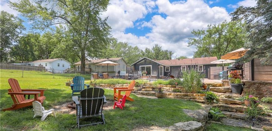 Homes for Sale in Kansas City, MO 64151 | 6735 NW Hilldale Drive