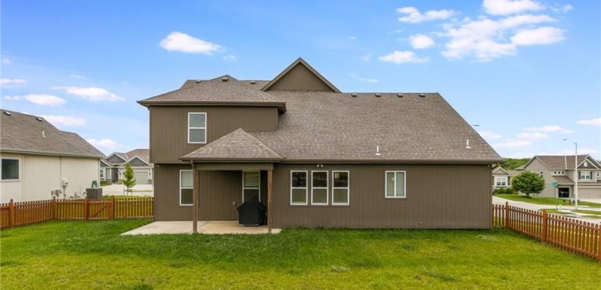 Homes for Sale in Kansas City, MO 64157 | 10500 N Randolph Avenue