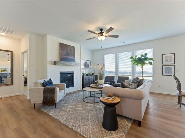 Homes for Sale in Kansas City, MO 64154 | 3040 NW 95th Terrace