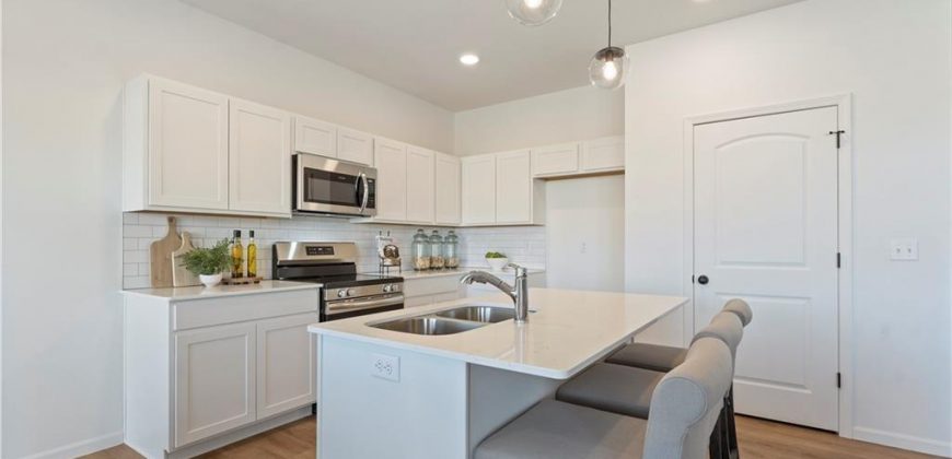 Homes for Sale in Kansas City, MO 64154 | 3040 NW 95th Terrace