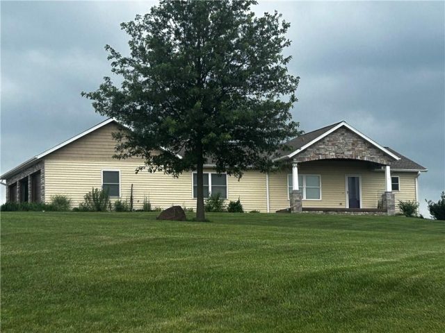 Homes for Sale in Kearney, MO 64060 | 23813  172nd Street