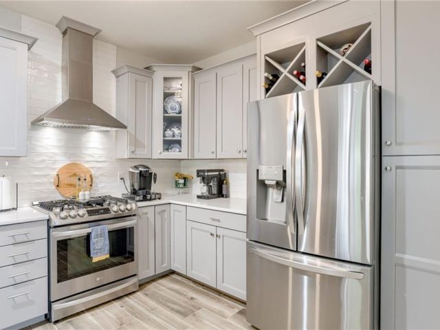 Homes for Sale in Kansas City, MO 64154 | 9421 N Gower Avenue