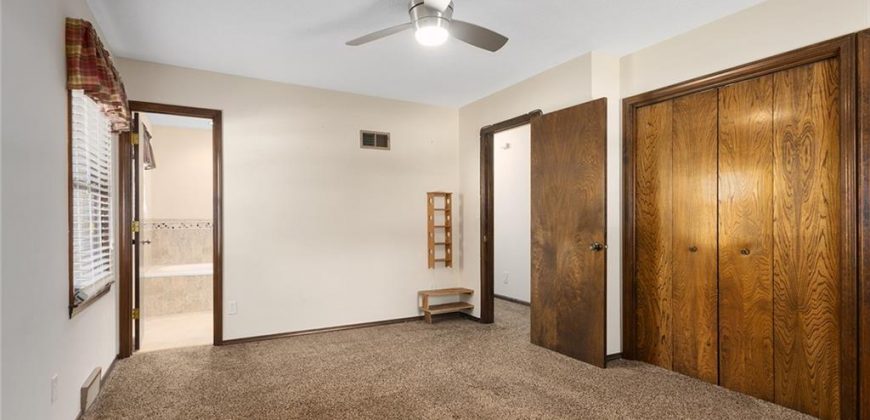 Homes for Sale in Kansas City, MO 64118 | 7925 N Forest Avenue