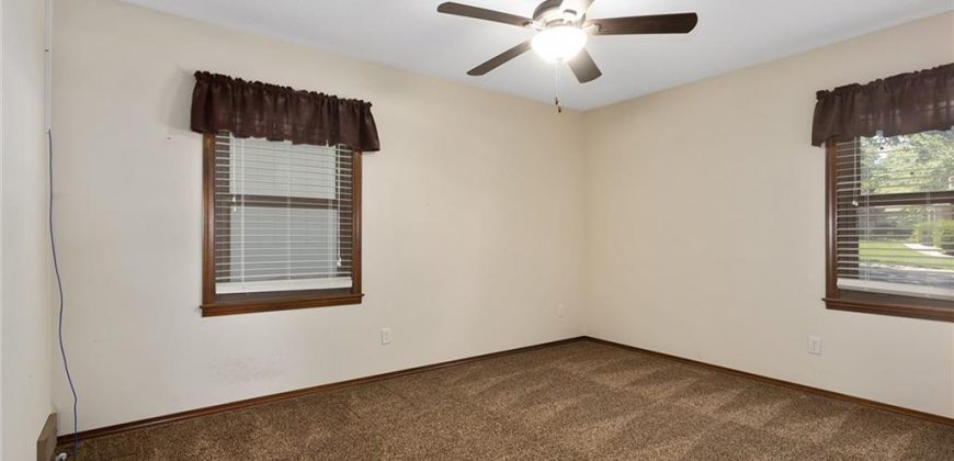 Homes for Sale in Kansas City, MO 64118 | 7925 N Forest Avenue
