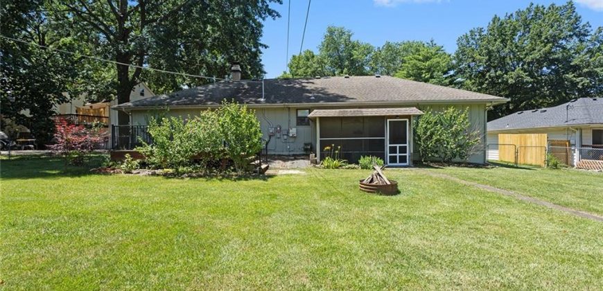 Homes for Sale in Kansas City, MO 64118 | 7925 N Forest Avenue