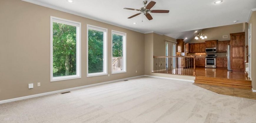 Homes for Sale in Smithville, MO 64089 | 701  Tomahawk Court