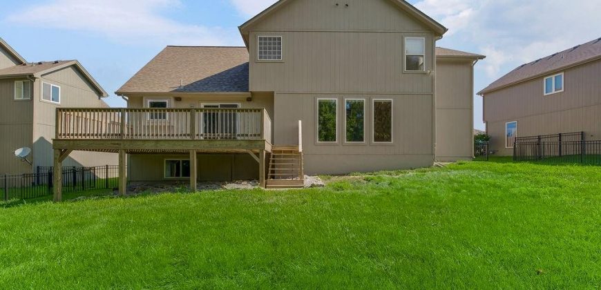 Homes for Sale in Smithville, MO 64089 | 701  Tomahawk Court