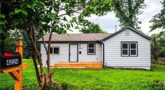 Homes for Sale in Kansas City, MO 64117 | 4224 N Spruce Avenue
