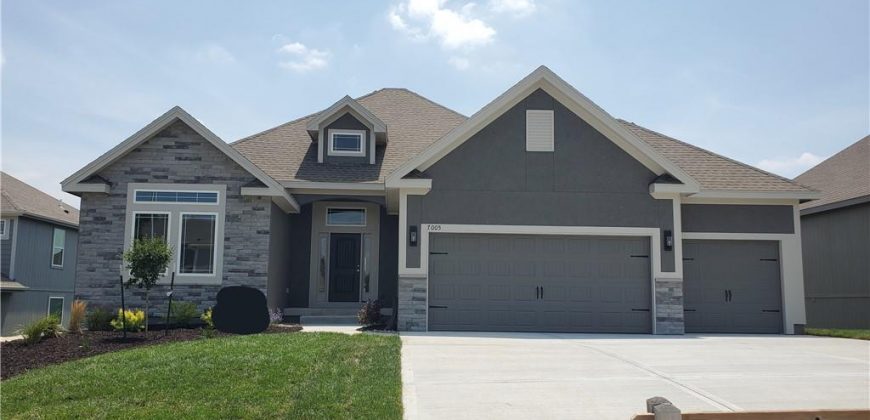 Homes for Sale in Kansas City, MO 64156 | 7005 NE 103rd Street