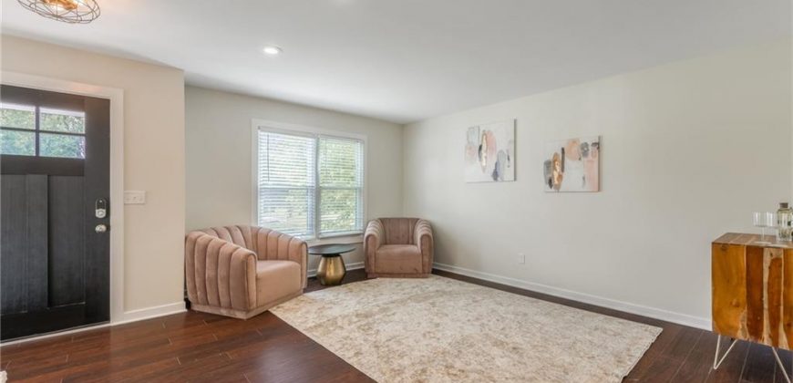 Homes for Sale in Kansas City, MO 64155 | 11036 N Wyandotte Street