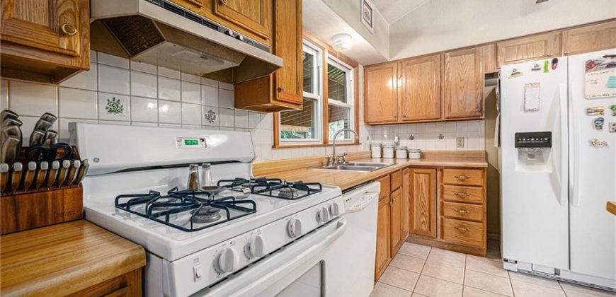 Homes for Sale in Liberty, MO 64068 | 102  Avondale Avenue
