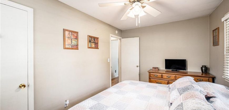 Homes for Sale in Liberty, MO 64068 | 102  Avondale Avenue