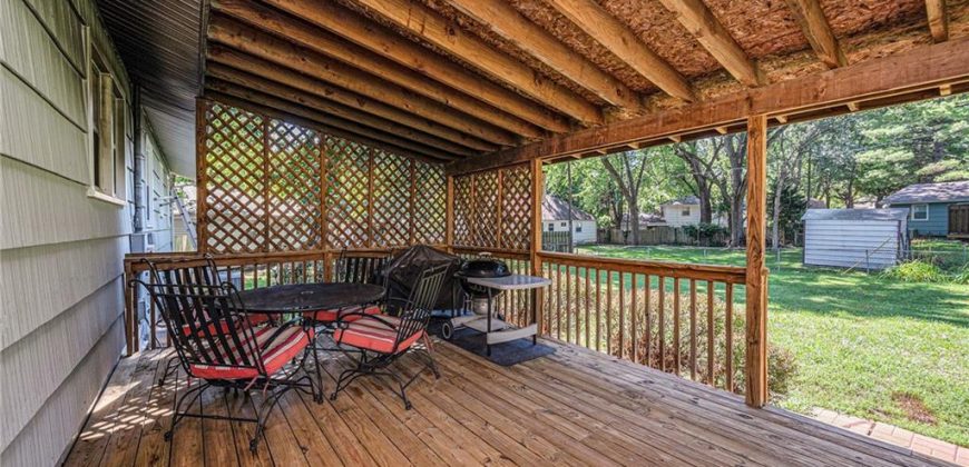Homes for Sale in Liberty, MO 64068 | 102  Avondale Avenue