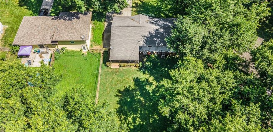 Homes for Sale in Liberty, MO 64068 | 102  Avondale Avenue