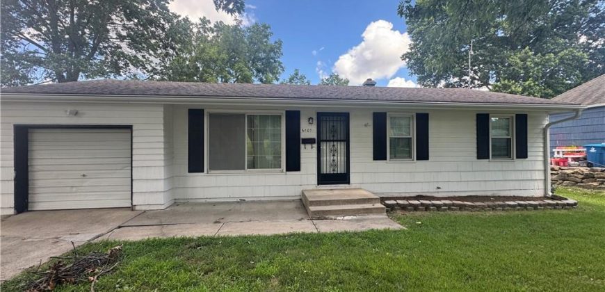 Homes for Sale in Gladstone, MO 64118 | 6101 N Michigan Avenue