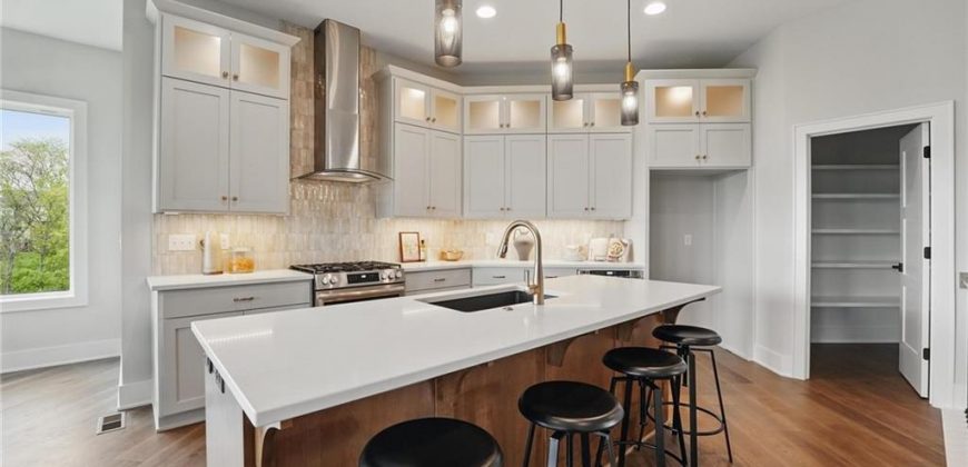 Homes for Sale in Kansas City, MO 64155 | 1510 NW 106th Terrace