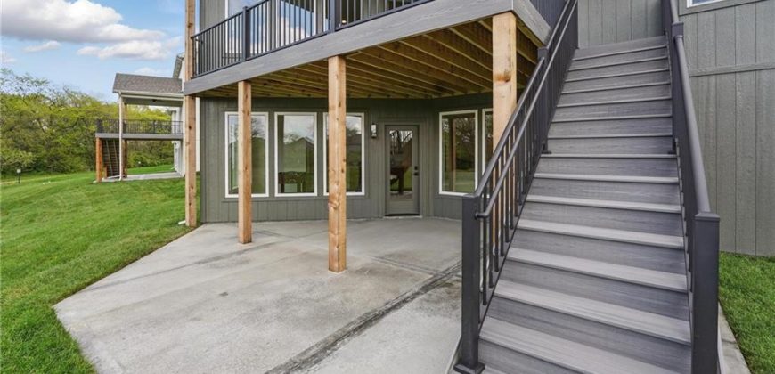 Homes for Sale in Kansas City, MO 64155 | 1510 NW 106th Terrace